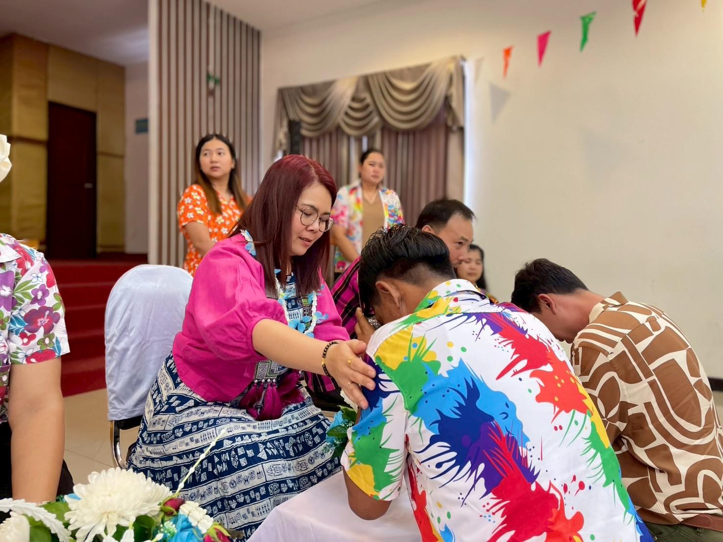 17. วันที่ 26 เมษายน 2568 สาขาการบริหารการศึกษา ได้จัดกิจกรรมรดน้ำดำหัวคณาจารย์ระดับบัณฑิตศึกษา ประจำสาขาการบริหารการศึกษา ณ ห้องประชุมครุร่มสัก 1 ชั้น 3 อาคารคณะครุศาสตร์